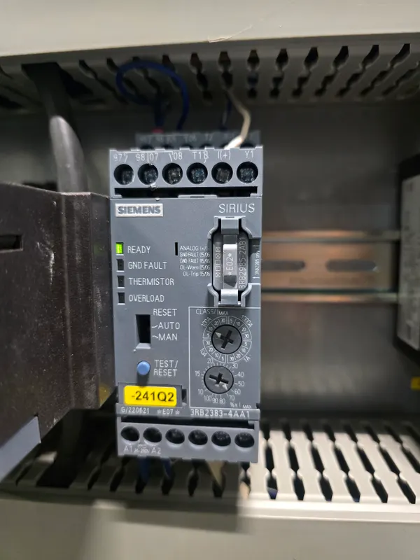Relé de protección de motores Siemens SIRIUS